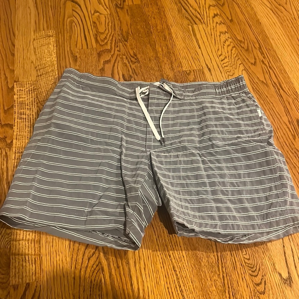Onia Men’s Striped Grey Swim Trunks Size XXL